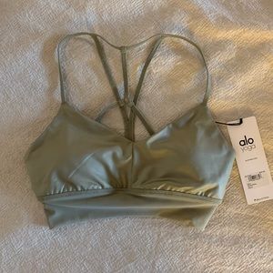 NEW WITH TAGS Alo Lavish Bra / Size Small Olive